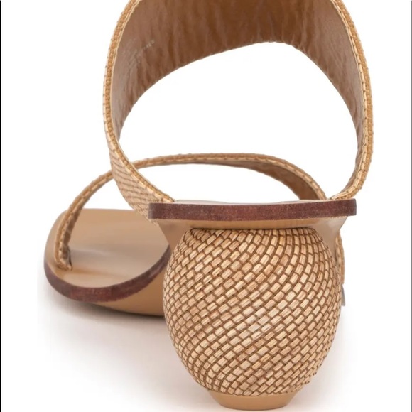 Womens Sandals size 7; Torgeis Yara Orb Kitten Heel; Beige Woven SOLD OUT VHTF - Picture 4 of 6